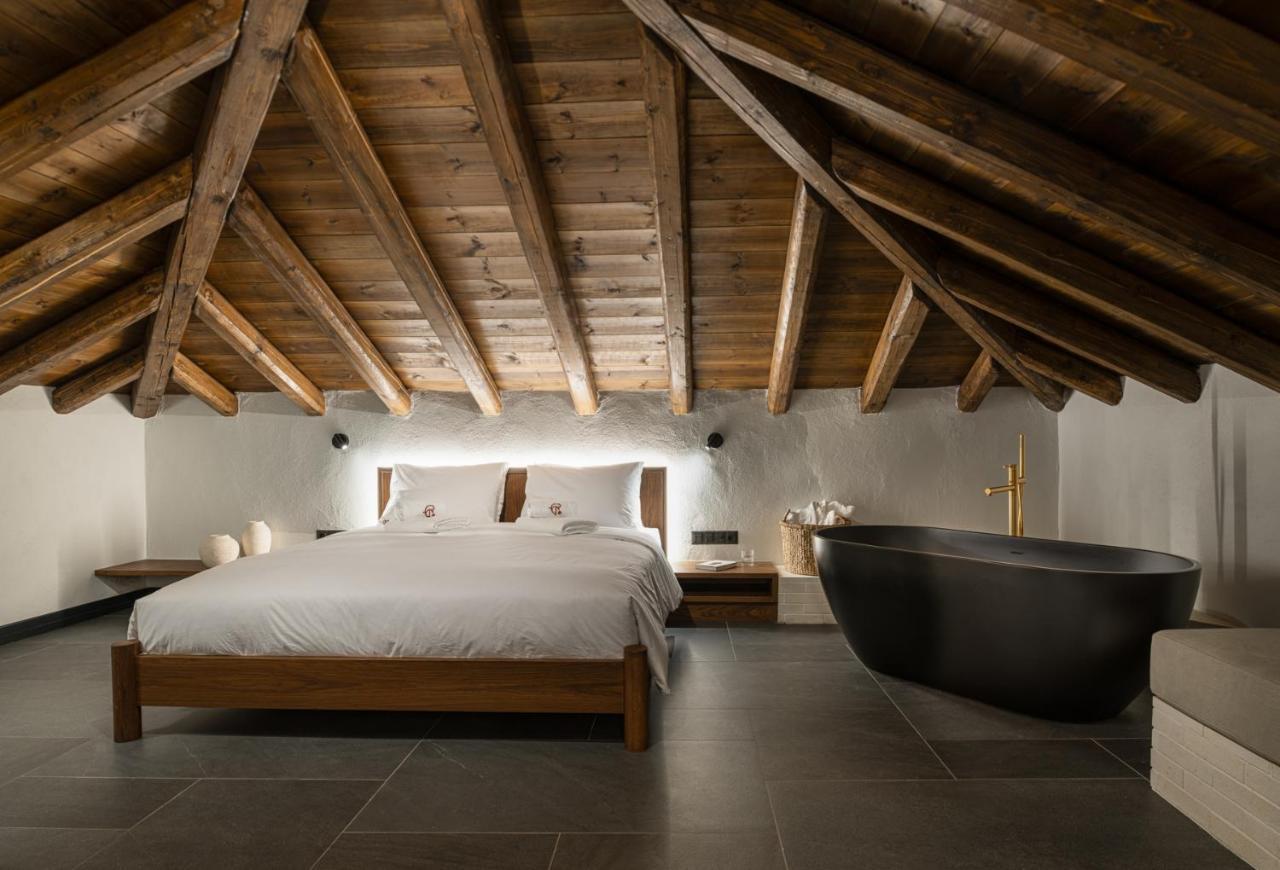 Unedo All Seasons Boutique Hotel Palaios Panteleimonas Esterno foto