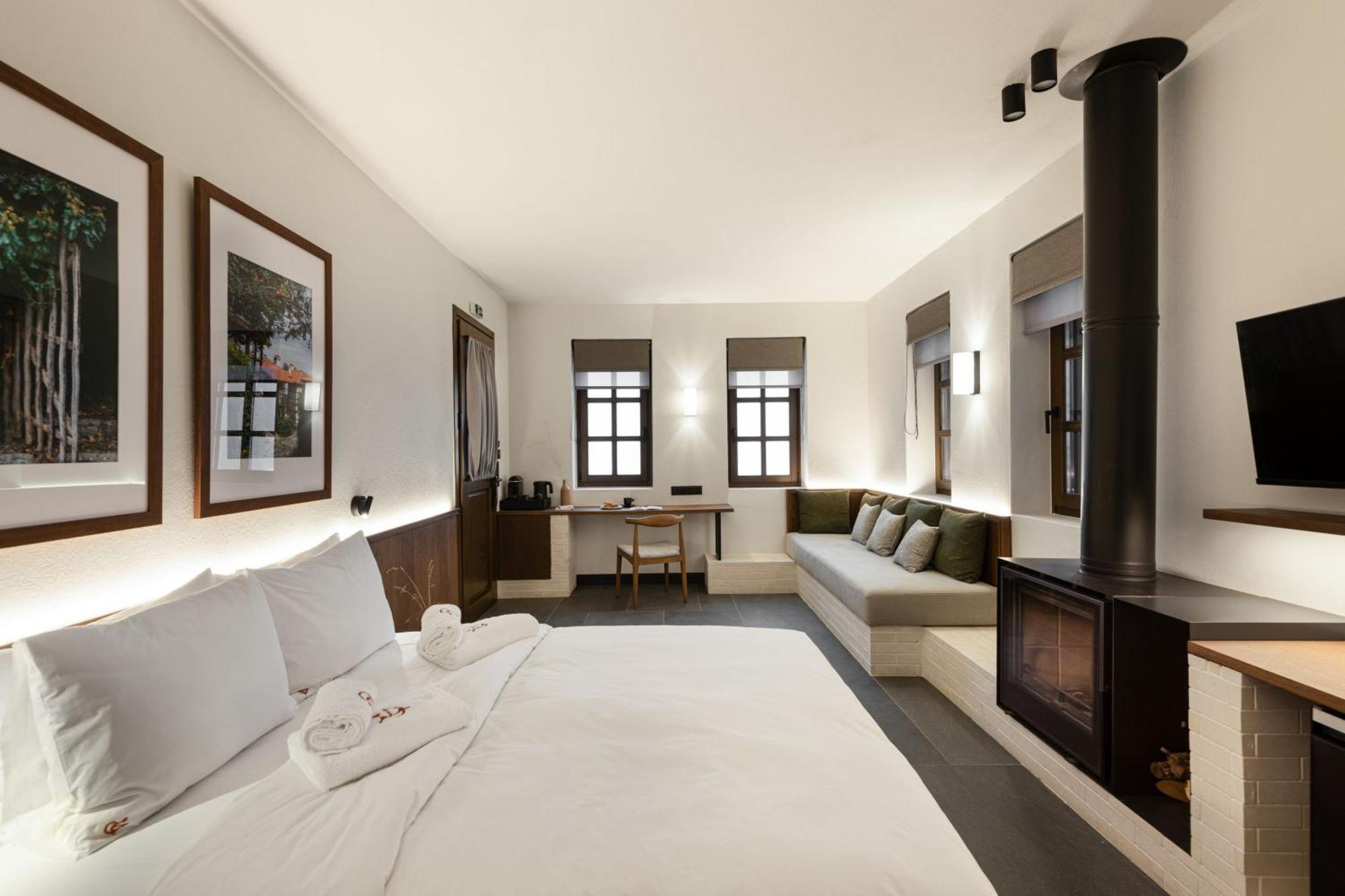 Unedo All Seasons Boutique Hotel Palaios Panteleimonas Esterno foto