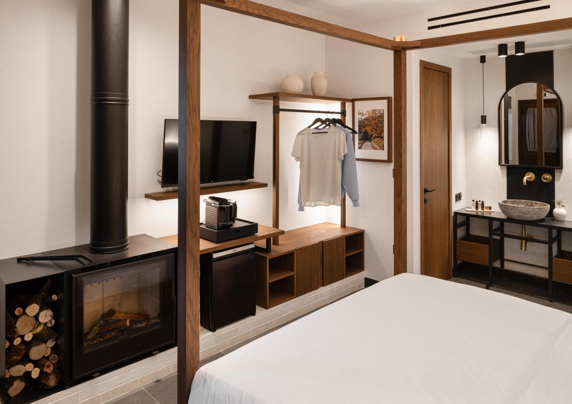Unedo All Seasons Boutique Hotel Palaios Panteleimonas Esterno foto