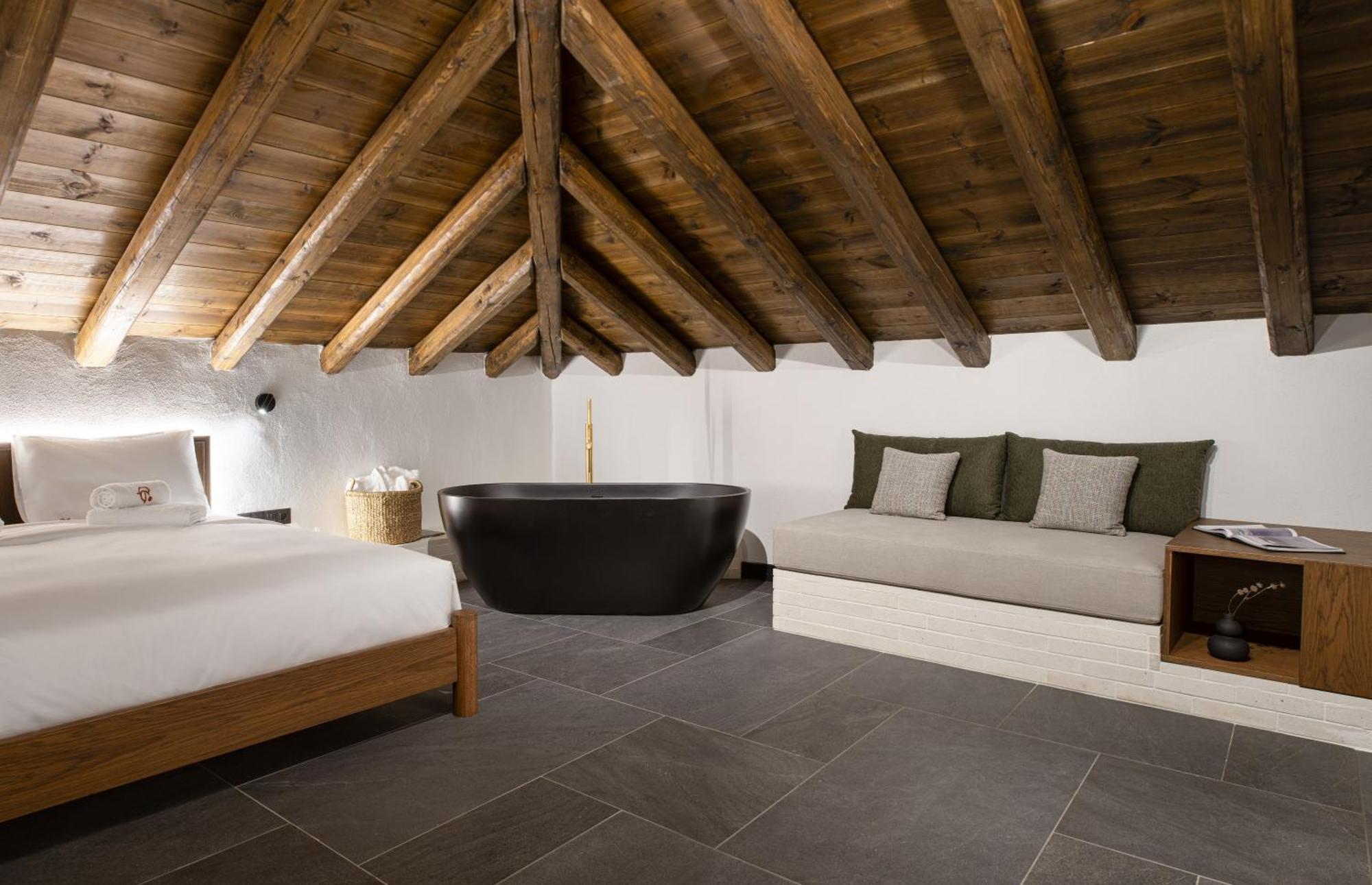 Unedo All Seasons Boutique Hotel Palaios Panteleimonas Esterno foto